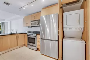 10275 Collins Ave, Bal Harbour, FL 33154 - Photo 9