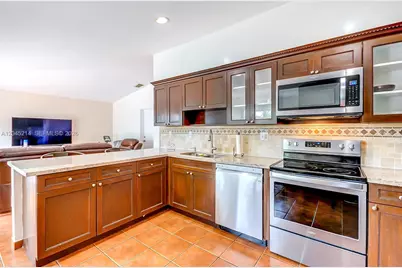 14368 SW 165th St, Miami, FL 33177 - Photo 13