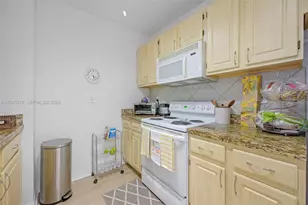 2665 SW 37th Ave, Miami, FL 33133 - Photo 7