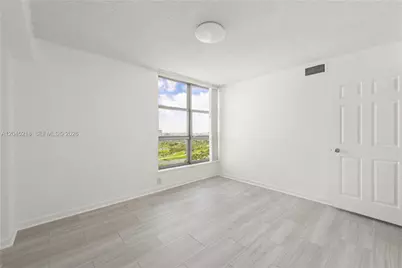 3530 Mystic Pointe Dr #3206, Aventura, FL 33180 - Photo 9