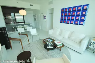 950 Brickell Bay Dr, Miami, FL 33131 - Photo 3