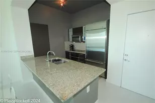 950 Brickell Bay Dr, Miami, FL 33131 - Photo 21