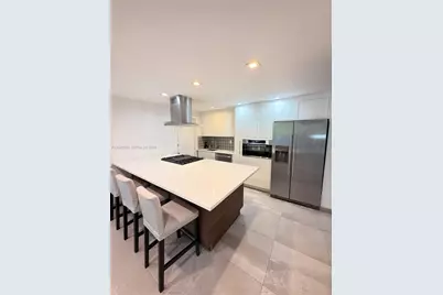 360 Meridian Ave #4A, Miami Beach, FL 33139 - Photo 1