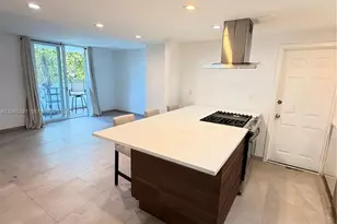 360 Meridian Ave, Miami Beach, FL 33139 - Photo 5