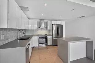 1600 NE 1st Ave, Miami, FL 33132 - Photo 7