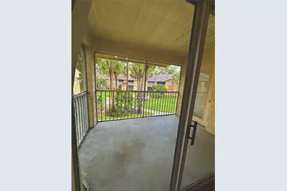 1040 Coral Club Dr #1040, Coral Springs, FL 33071 - Photo 5