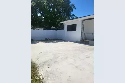 2467 NW 95th Ter #Front, Miami, FL 33147 - Photo 3