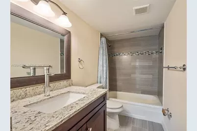 5530 NW 44th St #408C, Lauderhill, FL 33319 - Photo 7
