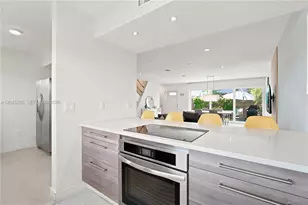 7334 Gary Ave, Miami Beach, FL 33141 - Photo 5