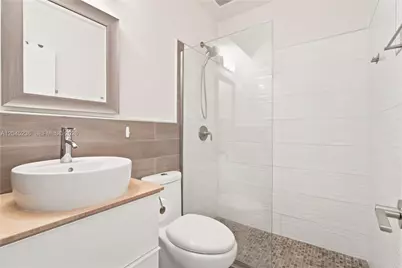 7334 Gary Ave #7334, Miami Beach, FL 33141 - Photo 9