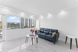 3250 NE 28th St, Fort Lauderdale, FL 33308 - Photo 13