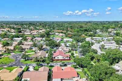 4870 Hawkes Bluff Ave, Davie, FL 33331 - Photo 35