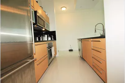 950 Brickell Bay Dr #5000, Miami, FL 33131 - Photo 13