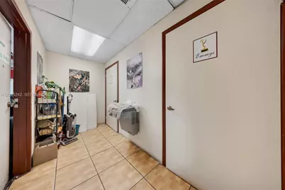 9465 SW 56th St, Miami, FL 33165 - Photo 21