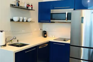 253 NE 2nd St, Miami, FL 33132 - Photo 15