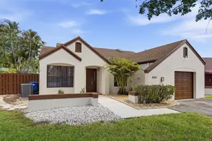 8165 NW 187th Terrace, Hialeah, FL 33015 - Photo 3