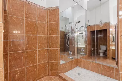 8165 NW 187th Ter, Hialeah, FL 33015 - Photo 19
