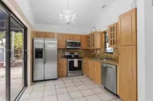 8165 NW 187th Terrace, Hialeah, FL 33015 - Photo 11