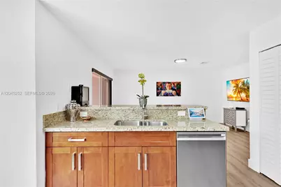 18910 NW 10th Ter, Pembroke Pines, FL 33029 - Photo 25