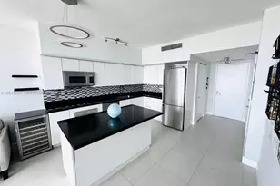 92 SW 3rd St, Miami, FL 33130 - Photo 5