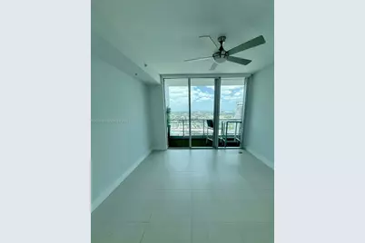 92 SW 3rd St #3608, Miami, FL 33130 - Photo 7