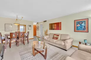 700 NE 14th Ave, Hallandale Beach, FL 33009 - Photo 21