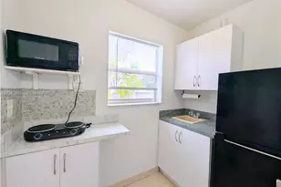 351 E 5th St, Hialeah, FL 33010 - Photo 5