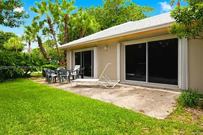 908 Cypress Ter #V57, Pompano Beach, FL 33069 - Photo 29