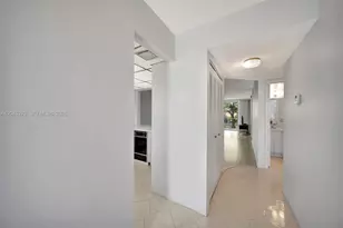 2571 Aragon Blvd, Sunrise, FL 33322 - Photo 11