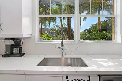 1619 Harrison St, Hollywood, FL 33020 - Photo 5