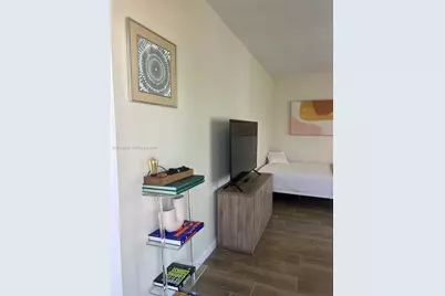 7720 Harding Ave #8, Miami Beach, FL 33141 - Photo 7
