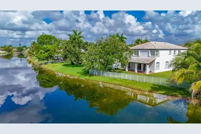 [Address not provided], Pembroke Pines, FL 33028 - Photo 31