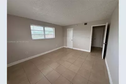 6601 SW 18th St #210, Pembroke Pines, FL 33023 - Photo 3