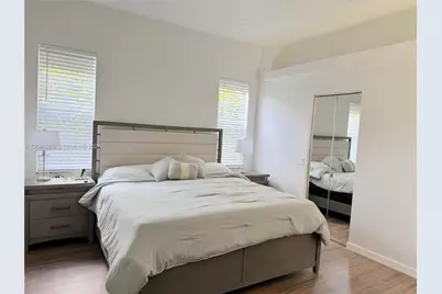 1074 Bluewood Ter #0, Weston, FL 33327 - Photo 17