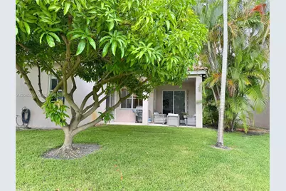 1074 Bluewood Ter #0, Weston, FL 33327 - Photo 7