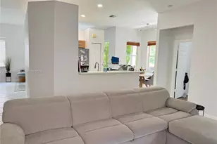 1074 Bluewood Terrace, Weston, FL 33327 - Photo 11