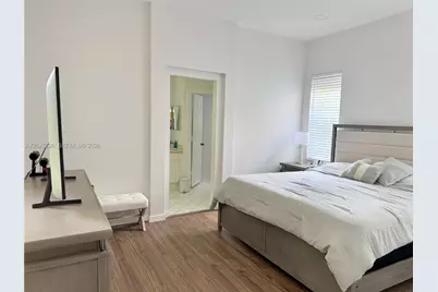 1074 Bluewood Ter #0, Weston, FL 33327 - Photo 15