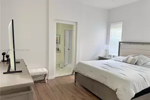 1074 Bluewood Terrace, Weston, FL 33327 - Photo 15