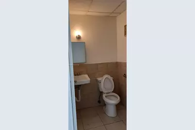 2067 W 62nd St, Hialeah, FL 33016 - Photo 3
