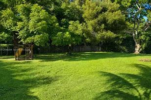 10521 SW 125th St, Miami, FL 33176 - Photo 29