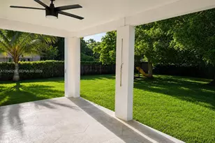 10521 SW 125th St, Miami, FL 33176 - Photo 27