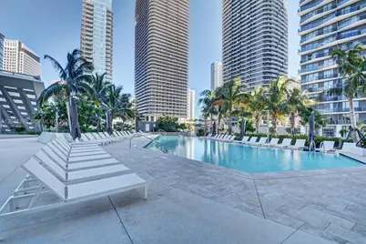 88 SW 7th St #1511, Miami, FL 33130 - Photo 17