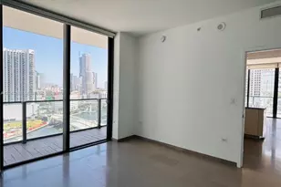 88 SW 7th St, Miami, FL 33130 - Photo 15