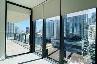 88 SW 7th St, Miami, FL 33130 - Photo 11