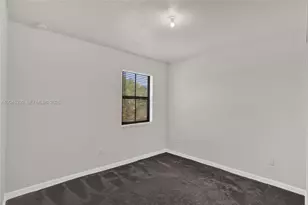 2502 NE 1st St, Homestead, FL 33033 - Photo 19