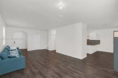 2502 NE 1st St #0, Homestead, FL 33033 - Photo 5