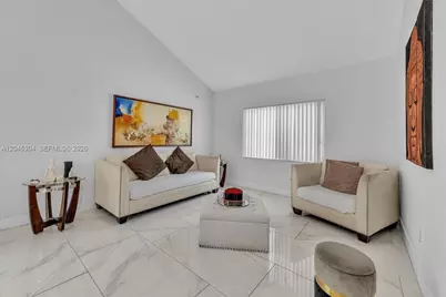 5542 NW 190th Ln, Miami Gardens, FL 33055 - Photo 9