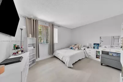 5542 NW 190th Ln, Miami Gardens, FL 33055 - Photo 37