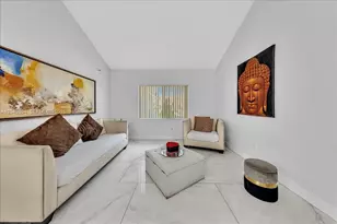 5542 NW 190th Ln, Miami Gardens, FL 33055 - Photo 9
