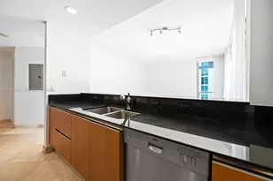 1050 Brickell Ave, Miami, FL 33131 - Photo 9